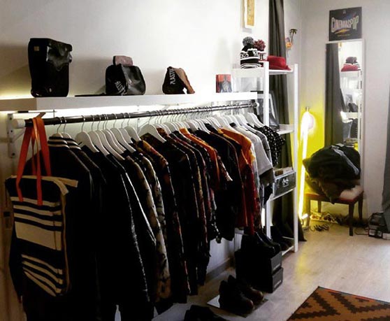 Entrevista a Elba Haxel, impulsora de Plastik Vintage Shop, un espacio para el arte y la moda