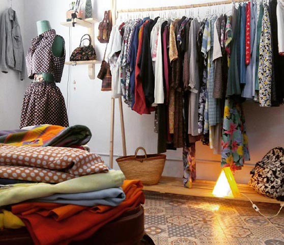 Grey Gardens es una tienda apasionada por la moda vintage situada en Calle del Organo 3, justo al lado de la plaza de la Magdalena #zaragoza