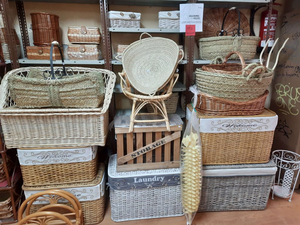 cestas grandes de la Cestería Antonia Escuer