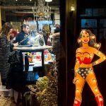 Edición Especial Navidad del Bahnhof Fest: diseño local y espíritu navideño en El Ciclón