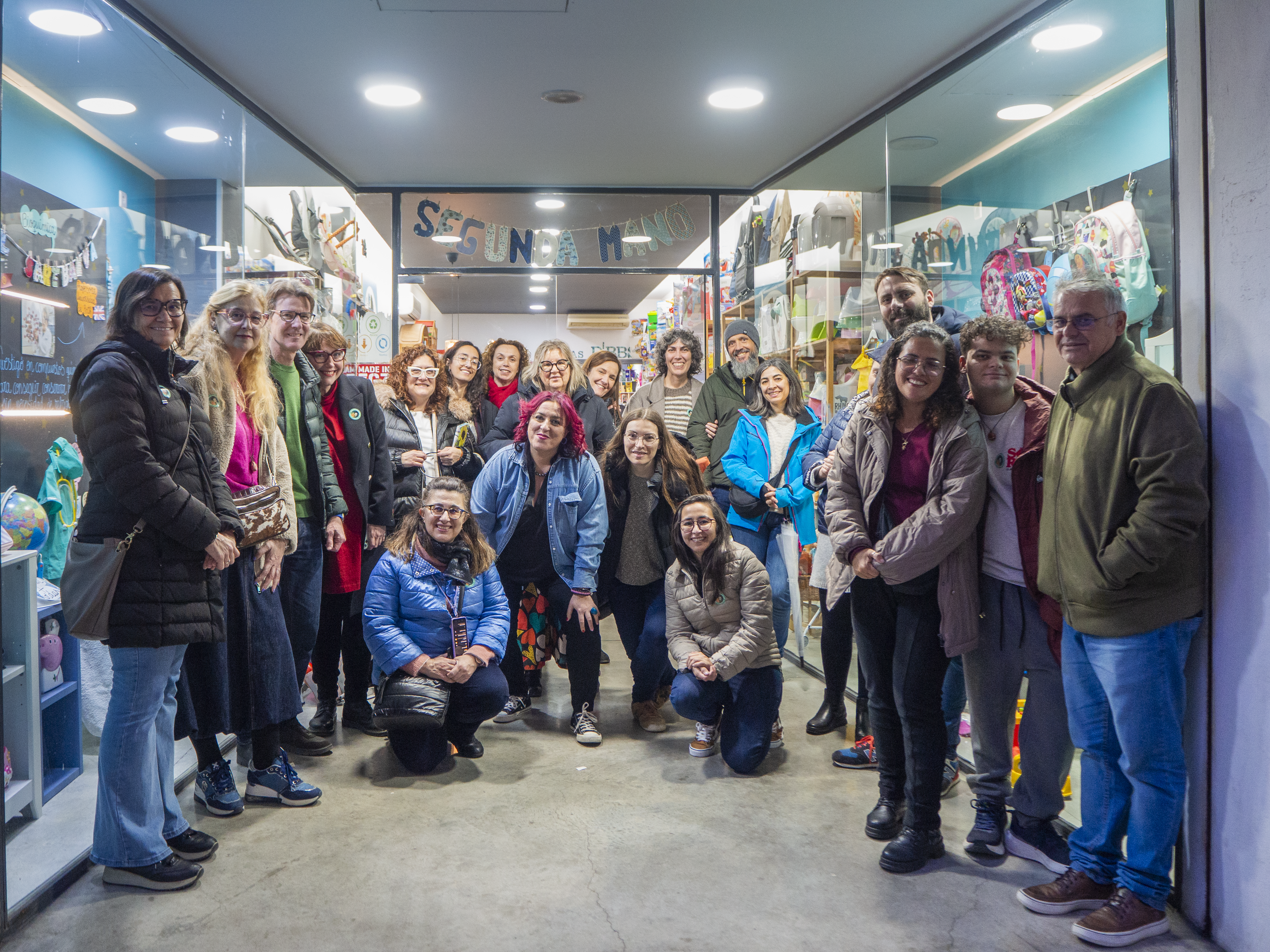 Paseos con ciencia; Ruta escaparate 11F universidad y centro