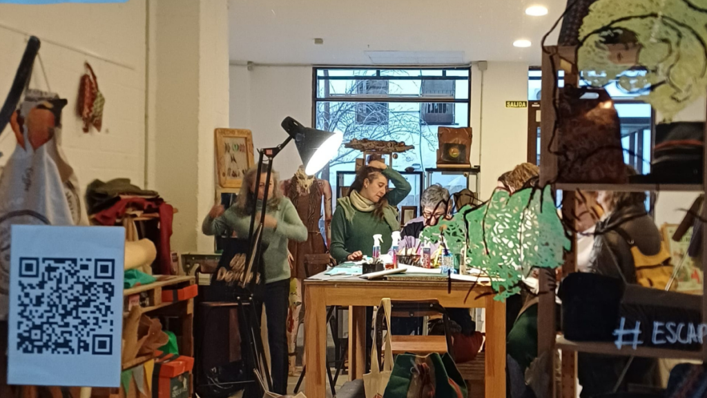 MIZ-Lab 10: manos a la obra Comunicación con Cuericos