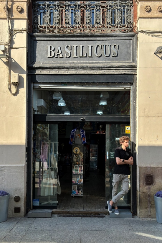 Basilicus-Fachada