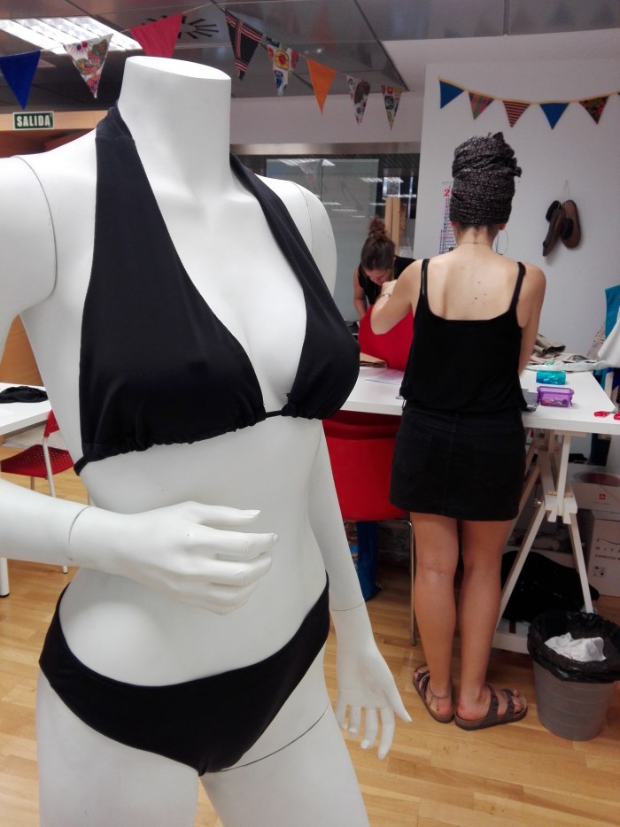 Taller de confecciÃ³n de biquinis